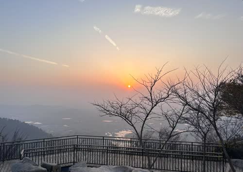 高山落日